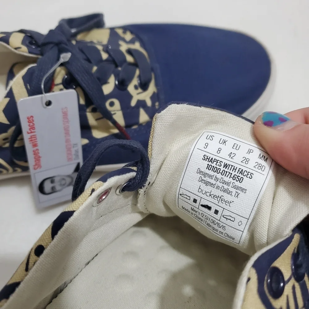 NWT Bucketfeet Shapes With Faces Low Rise Sneakers
